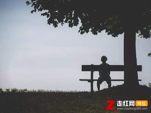 �Ӵ�˭Ҳ��Ƿ˭