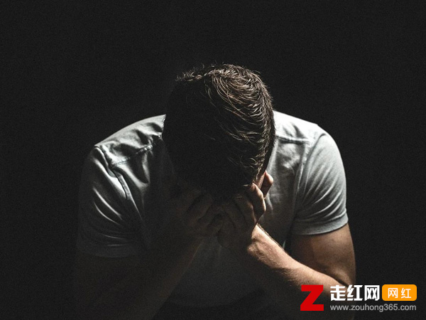 ˭����������ƣ��