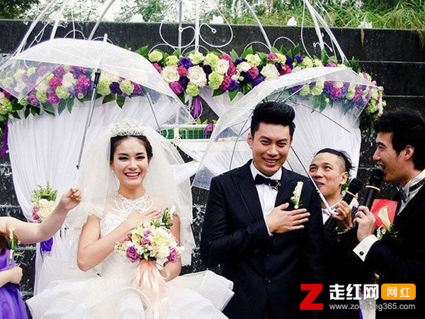 艾伦与老婆朱微玮