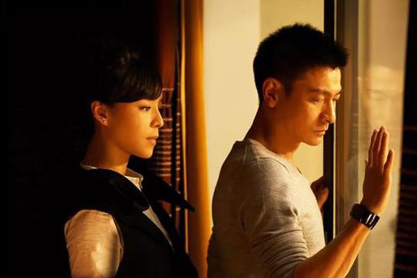 张静初为什么封 太耀眼招太太群一致外拒