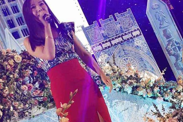 �����ƶ��Ⱦ���̲����� ���϶��Ǳ���Ӣ������