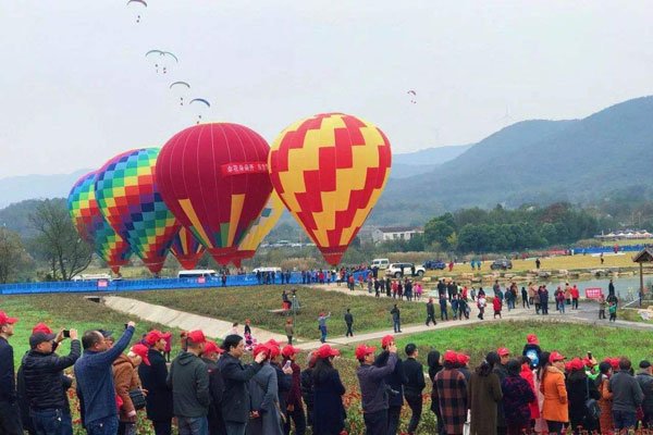 ����һ������Ů�¼��Ҵ��߽�� ��Ϊ�����¼�û��֪������