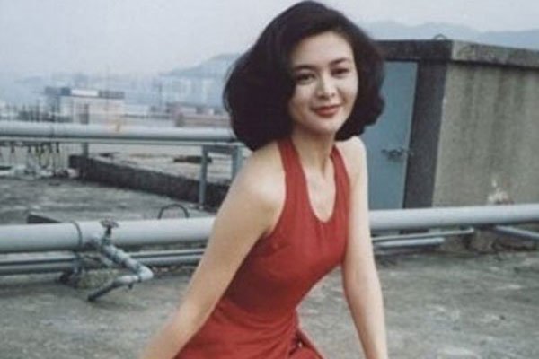 关之琳高尓夫什么时候 跌落的起点从这里开始