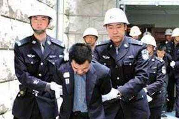 Ī������ʱ�ж����� ���ֻ������������Ϊ����