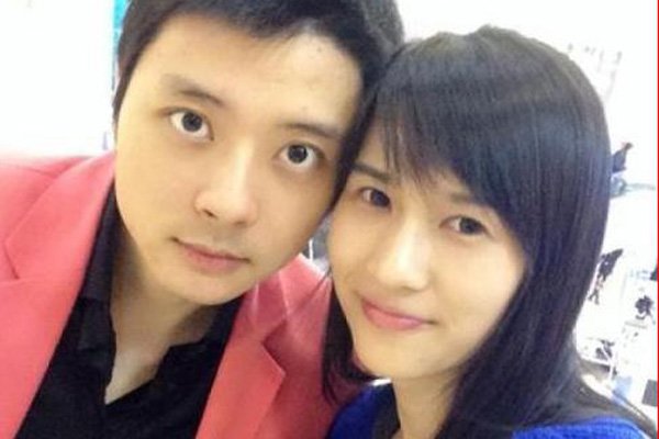 酱的老公应该也是在这个团队中,只不过papi酱老公的性格更加的内向