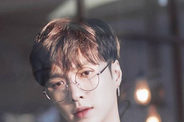 ��������һ��������Ȧ û����ֻ�ǲ�֪������Ϊʲô����ô��