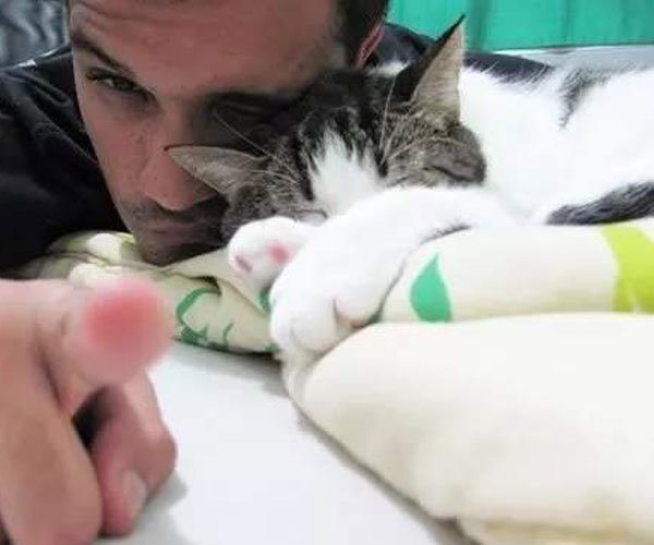 ��è�����˺ܿ��� Ů����һ��ҪԶ��������