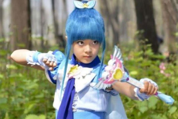 �Խ����ݹ��ĵ��Ӿ� �����˵��Ӿ硶������Сħ�ɡ�