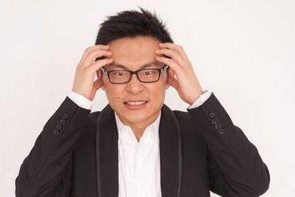 ������������ϼ�鼰��Ƭ ΢������ڵ�һ���о�͸��