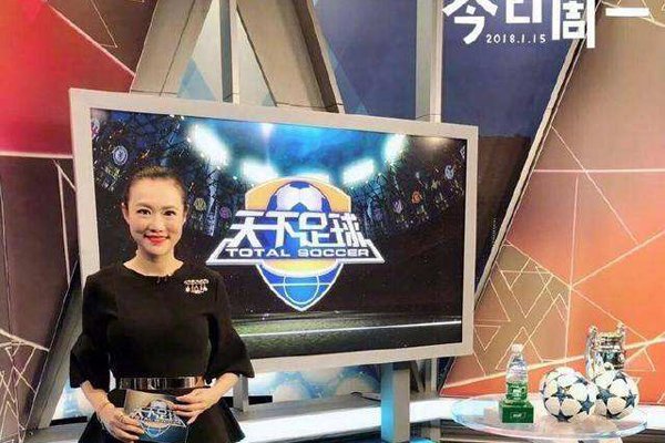 ��������˫ɫ˿�������һ���������� ÿһ�ڶ����Ը�˿��