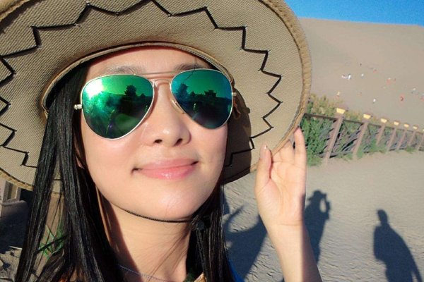 ��������˫ɫ˿�������һ���������� ÿһ�ڶ����Ը�˿��