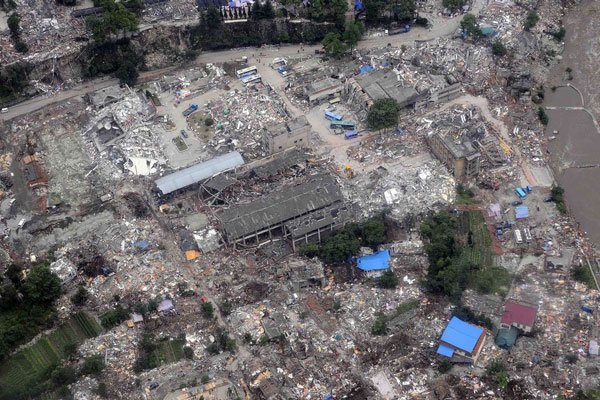 汶川地震不敢公开照片 实拍现场发生了什么恐怖事件