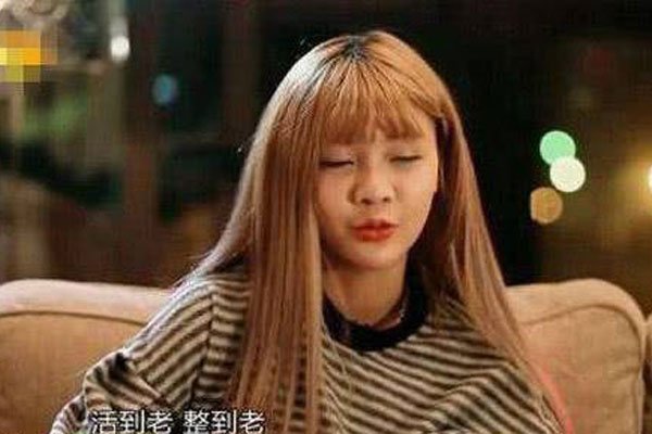 韩安冉以前长什么样 整容上瘾症让她得到了什么好处