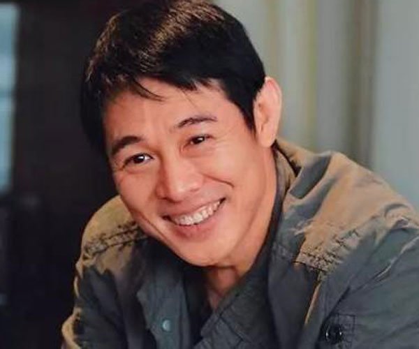 李连杰国籍是哪国 一世的名声被自己毁了