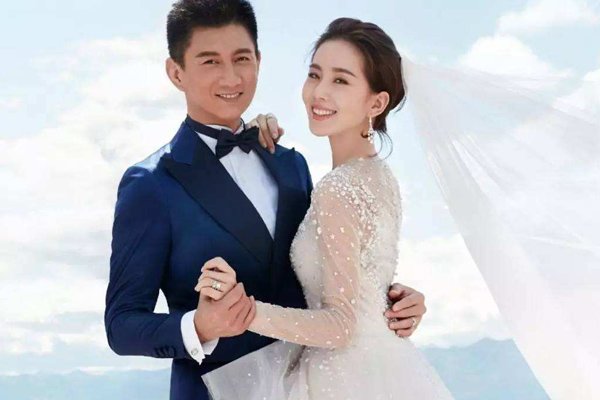 ����¡����ʫʫ���˶����� ��Ȼ�Ǹ�����൫�ǳ�������