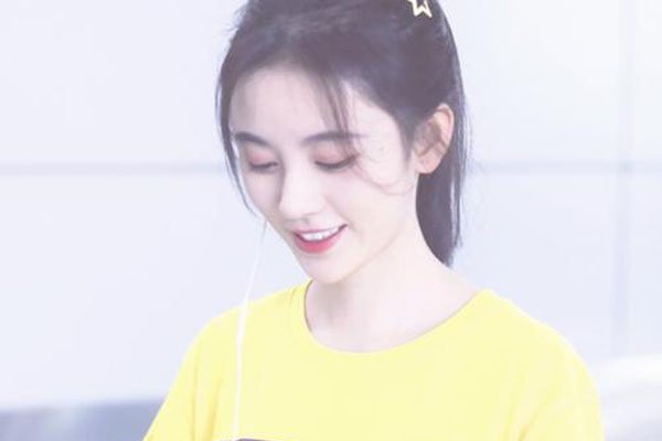 ��溵t����ǰ������Ƭ �������˴���ͨ�˱��С��Ů