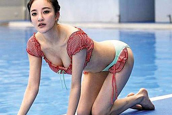 刘雨欣是军人吗 以前是家属但是如今离婚了