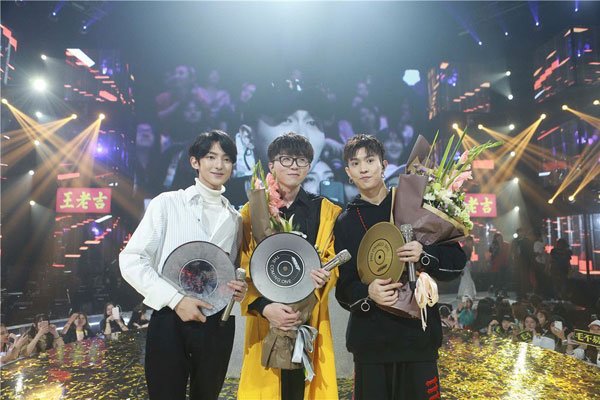 明日之子选手谁最穷 有钱人家的孩子很多最穷的是粉丝