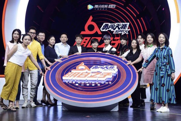 ����֮��ѡ��˭���� ��Ǯ�˼ҵĺ��Ӻܶ�������Ƿ�˿