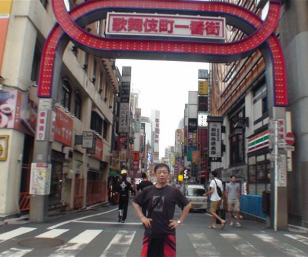 日本歌舞伎町一番街在哪里 亚洲最大的红灯区