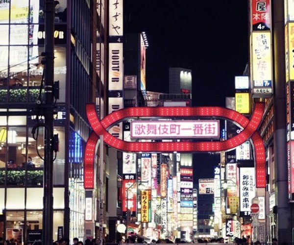 日本歌舞伎町一番街在哪里 亚洲最大的红灯区