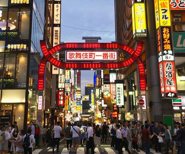 日本歌舞(wǔ)伎町一番街在(zài)哪里 亚洲最大的红灯区