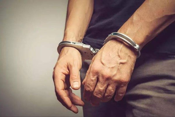 ��ô����һ���˲�Υ�� �뷨��Υ���˻��ǲ���ȥ����