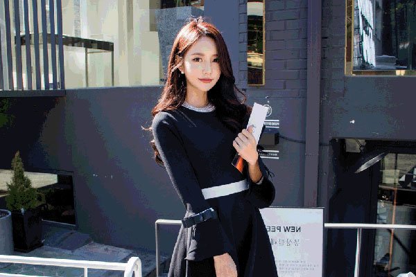 �����鷢ɧ��Ƭ ���ı�Ӱ���ܽ��˸�������