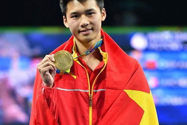 �°�ɭ���20���� ��Ů�˷���������Ա�