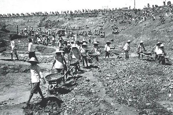 �����ֺ������˶����� �������˾��ÿֲ�