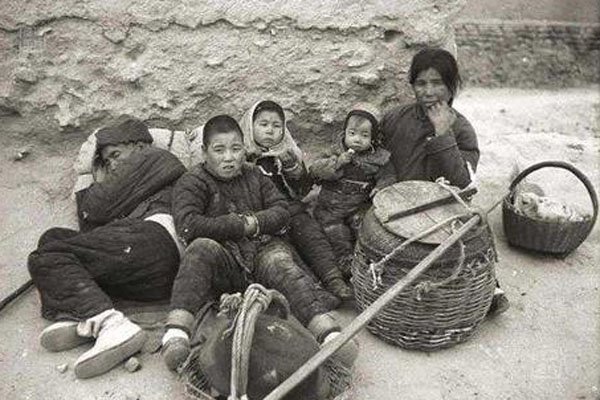 �����ֺ������˶����� �������˾��ÿֲ�