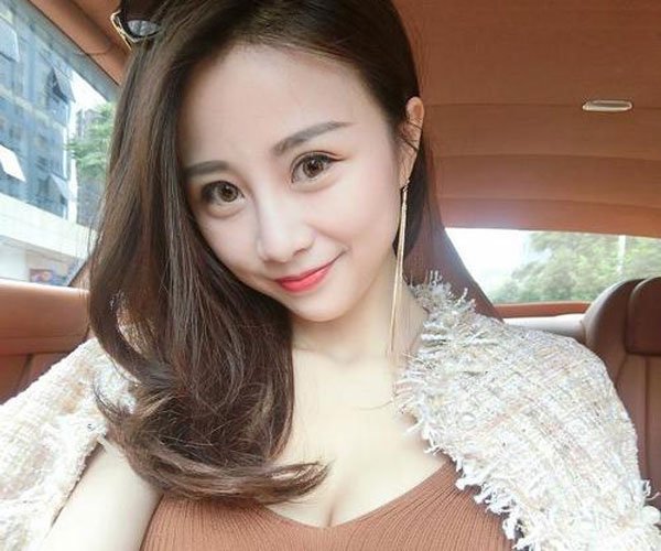 纪文君被禁的图片 有资本还不让人炫耀了