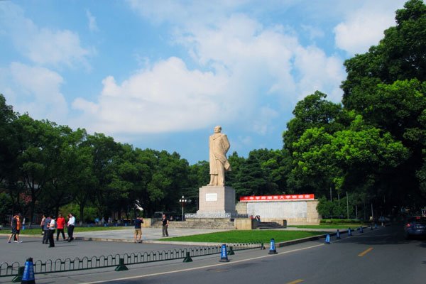 ����ʮ���������� ѧУ����רҵ���ñ���ʱ��Ҫ����