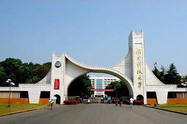 ����ʮ���������� ѧУ����רҵ���ñ���ʱ��Ҫ����