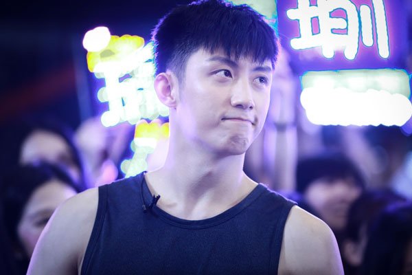 �ƾ�褸������ϼ�� �ұ�Ů�ѱ��ع���ʵ��Ʒ����