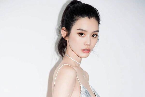 ������ǩԼ�ļҹ�˾ ��Ϊ������ϱ�󻹻����������