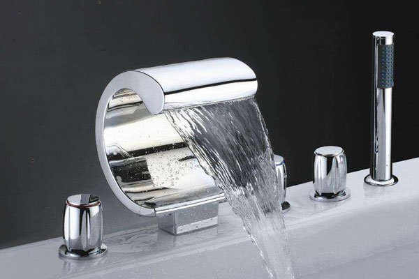 С����ʮ�����а� ���ȼ峴���ǳ����ǵıر�����