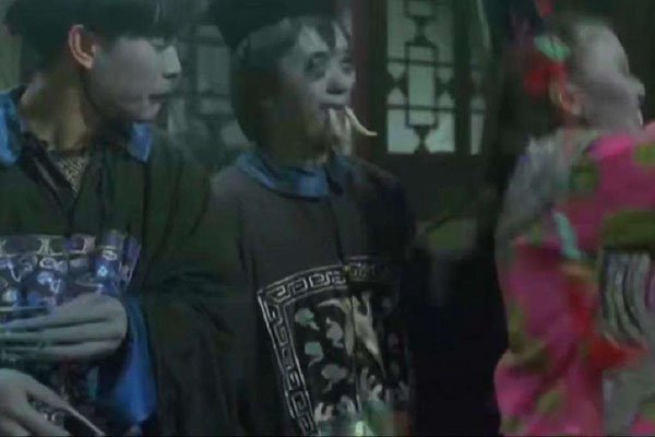 ����Ӣʲôԭ����ô�ߵ� ����Ӣ�������������¼�