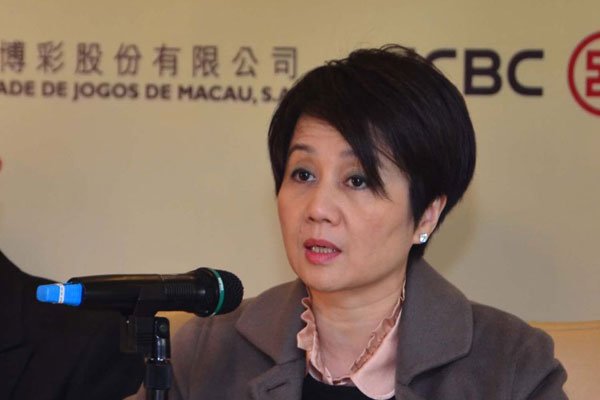 �������������ϼ�ͼƬ Ůǿ��Ҳ�ǲݸ���Ϯ�ɹ��䷶