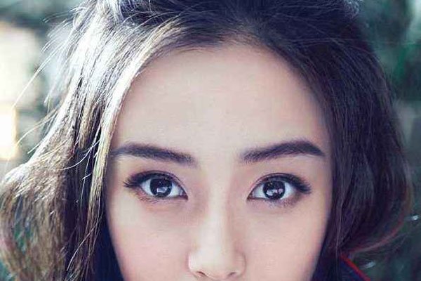 杨颖假孕铁证 假肚子怀孕那么多事