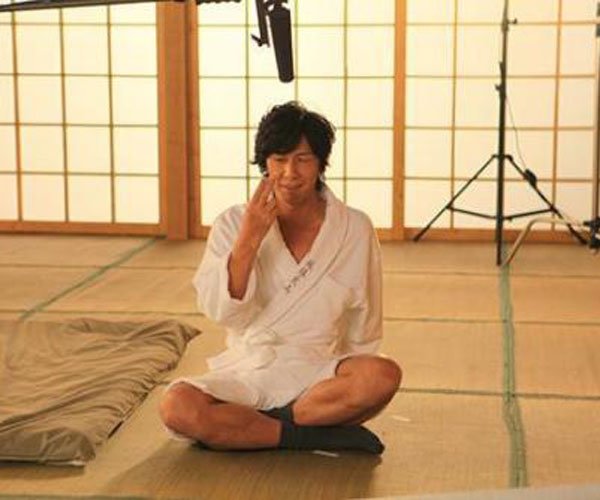 �ձ�AV����������ȫ ��̬������Ϊż������