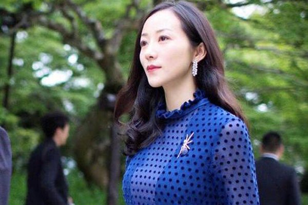 ��Ӱ���Ǻ�ѩ�������� ��δ�Ĺ���Ϸ��Ů����