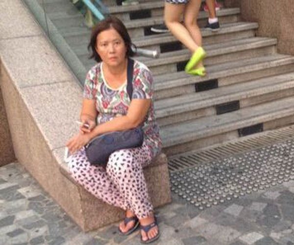 ����������ͼƬ ���ߵ�����˭Ƿ��һ����Ǹ