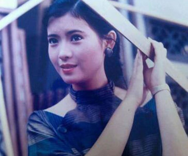 ����������ͼƬ ���ߵ�����˭Ƿ��һ����Ǹ