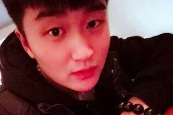 �������Ե����ж���Ǯ ��������������������Ǽٵ�