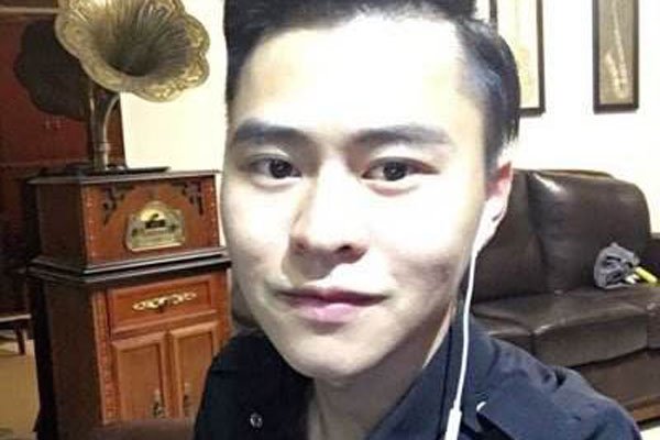 �������Ե����ж���Ǯ ��������������������Ǽٵ�