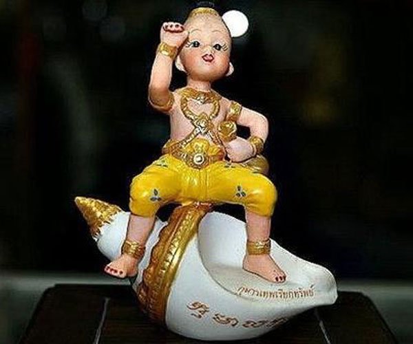 快手一个女的养古曼童 已经如此盛行了吗