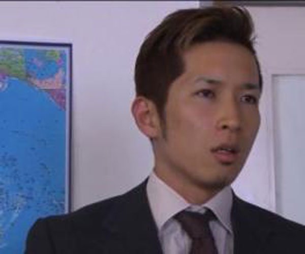 ����AV�������� �ձ�Ů��׷���Ķ���