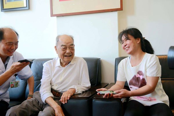 刁爱青的肠子移植给谁 和黎介寿有什么关系