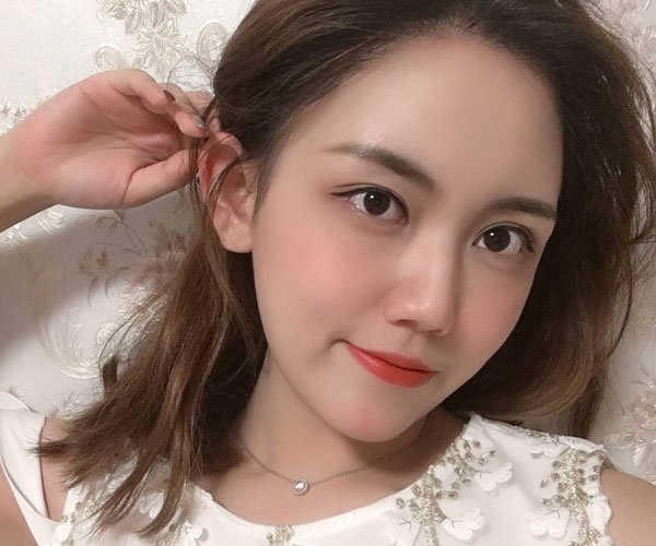 ��������Ů���ֲ�ԭ����Ƶ��ͼ ͻȻ�䷢���ҽе����ֵ�Ѫ��Ƭ